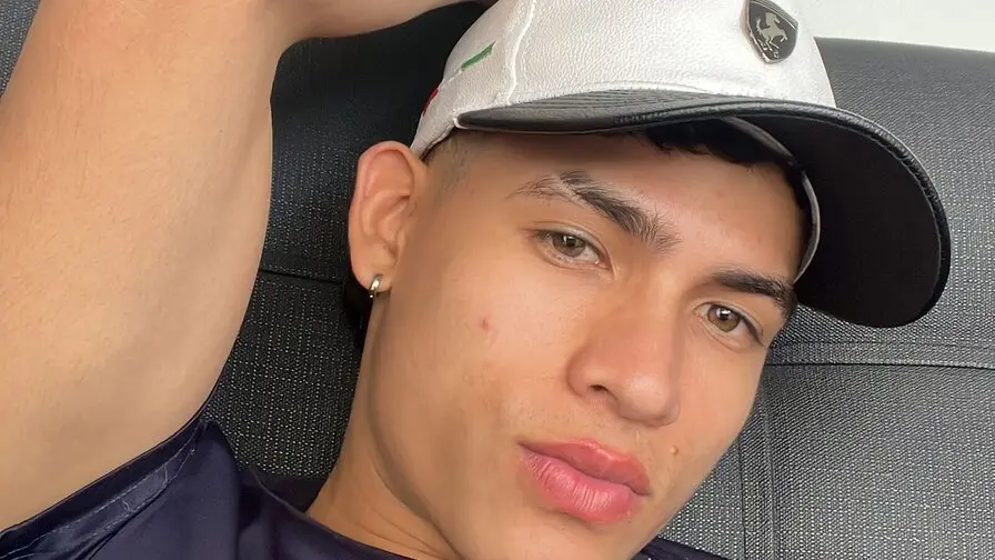 BryanRamos's Sex ChatRoom