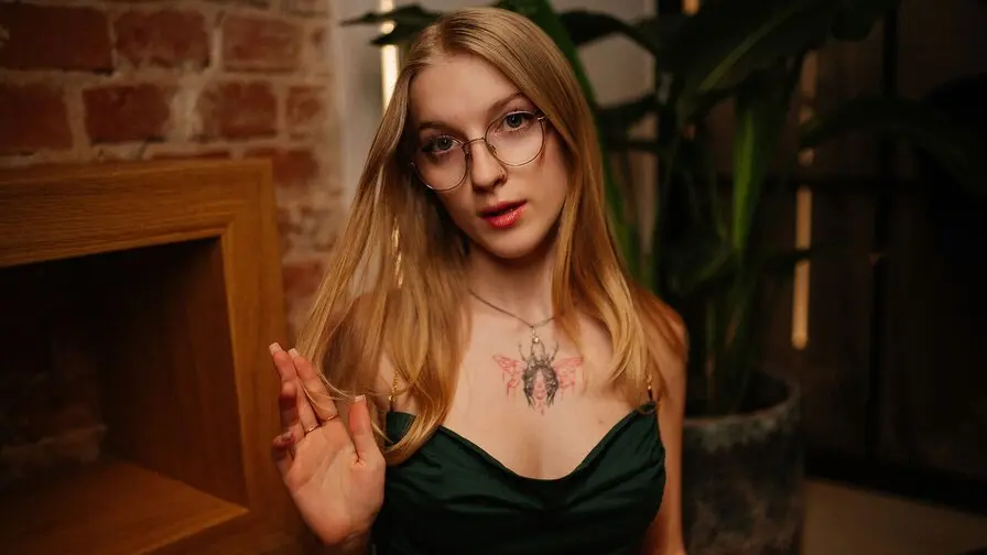 EvaBllake's Sex ChatRoom